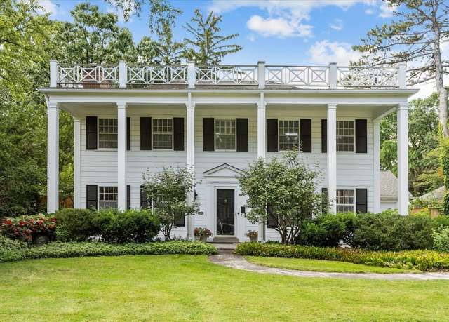 Property at 2927 Indianwood Rd, Wilmette, IL 60091, 4 beds, 3.5 baths