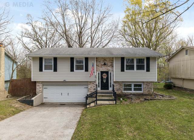Property at 2016 Digby Dr, New Lenox, IL 60451, 3 beds, 2 baths