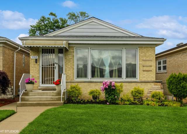Property at 5705 N Oketo Ave, Chicago, IL 60631, 3 beds, 1.5 baths