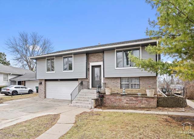 Property at 721 Lacy Ave, Streamwood, IL 60107, 5 beds, 2 baths