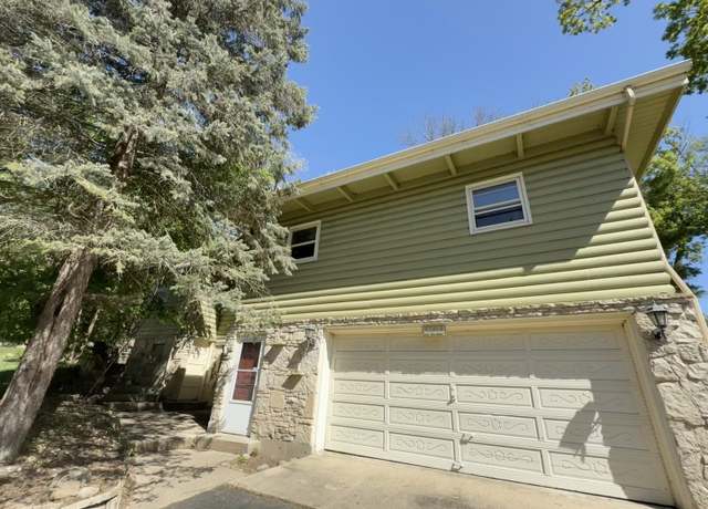 Property at 27616 W Rowe Ave, Spring Grove, IL 60081, 4 beds, 2 baths