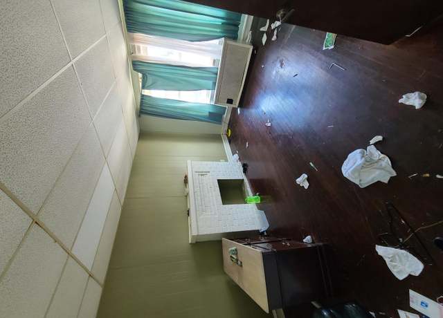 Property at 9208 S Cottage Grove Ave, Chicago, IL 60619