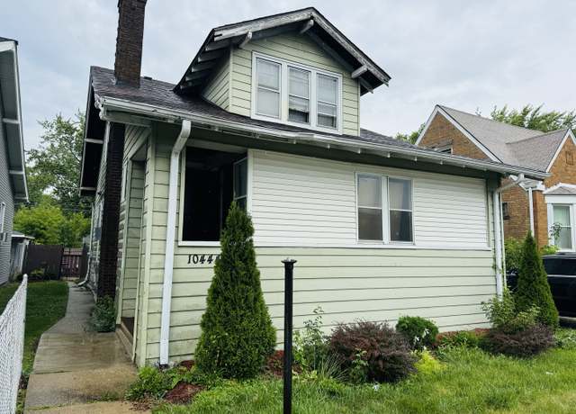 Property at 10444 S Wabash Ave, Chicago, IL 60628, 4 beds, 2.5 baths