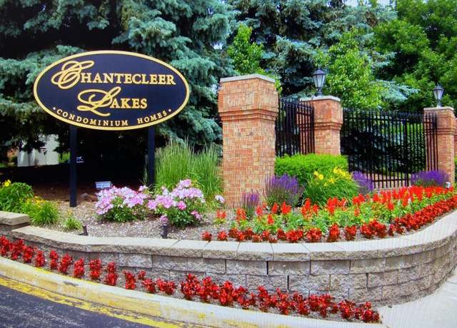 Property at 1356 Mcdowell Rd #101, Naperville, IL 60563, 2 beds, 1 bath