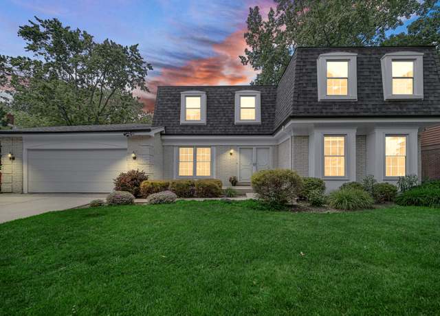 Property at 1320 Wessling Dr, Northbrook, IL 60062, 4 beds, 2.5 baths