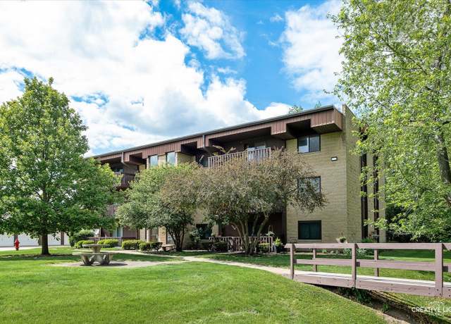 Property at 3127 Ingalls Ave Unit 3B, Joliet, IL 60435, 2 beds, 2 baths