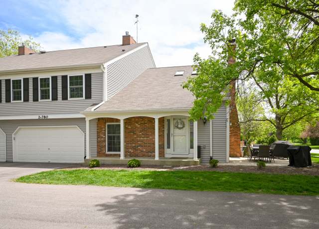 Property at 2S780 Grove Ln Unit 26-A, Warrenville, IL 60555, 2 beds, 2.5 baths