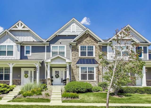 Property at 361 Hoffmann Dr, Buffalo Grove, IL 60089, 3 beds, 2.5 baths