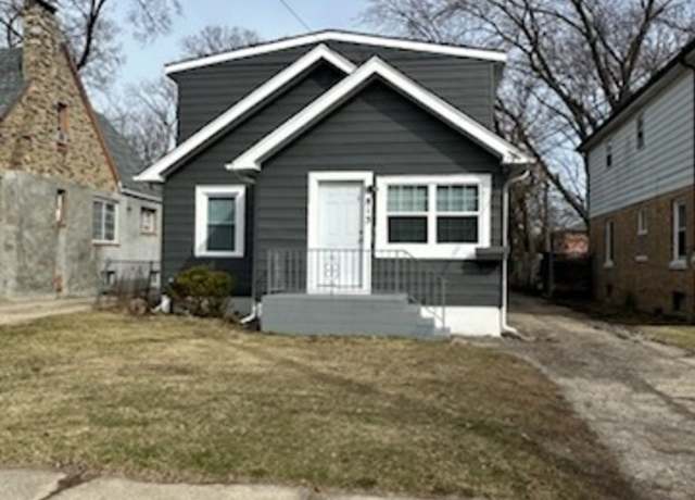Property at 813 Pine St, Waukegan, IL 60085, 4 beds, 1 bath