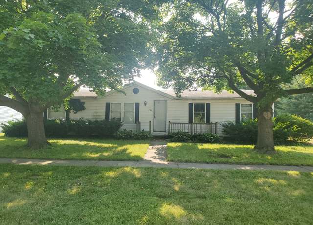 Property at 420 N 5th St, Sheldon, IL 60966, 3 beds, 2 baths