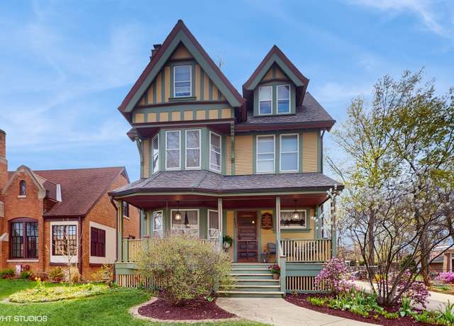 Property at 9324 S Damen Ave, Chicago, IL 60643, 5 beds, 3.5 baths