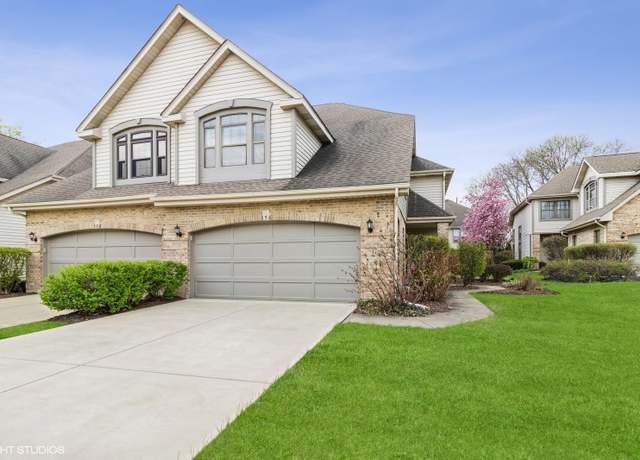 Property at 156 Benton Ln, Bloomingdale, IL 60108, 3 beds, 2.5 baths