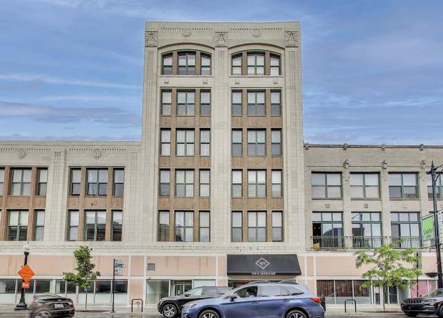 Property at 3151 N Lincoln Ave #204, Chicago, IL 60657, 1 bed, 1 bath