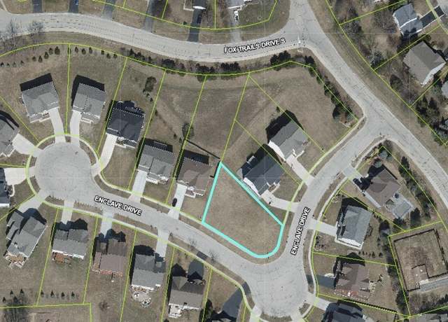 Property at 550 Enclave Dr, Cary, IL 60013