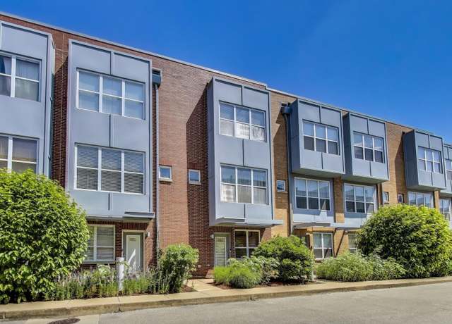 Property at 3209 N Drake Ave Unit D, Chicago, IL 60618, 2 beds, 2 baths