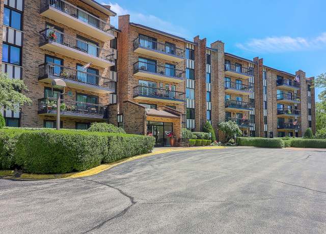 Property at 501 Lake Hinsdale Dr #307, Willowbrook, IL 60527, 2 beds, 2 baths