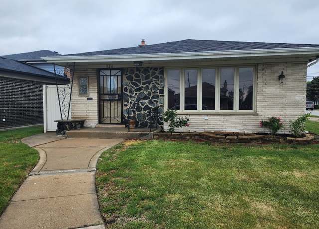 Property at 526 Marquette Ave, Calumet City, IL 60409, 3 beds, 2 baths