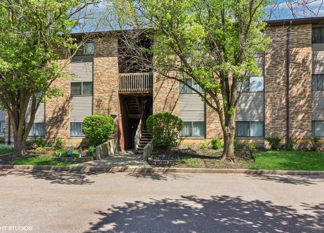 Property at 2360 South St Unit E, Elgin, IL 60123, 2 beds, 1 bath