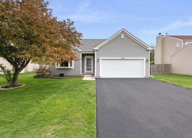 Property at 1300 Bridgehampton Dr, Plainfield, IL 60586, 3 beds, 2 baths
