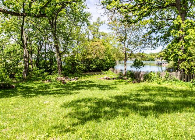 Property at 23780 N South Lakewood Ln, Lake Zurich, IL 60047