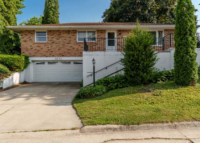 Property at 4215 Dempster Ave, Rockford, IL 61108, 3 beds, 2 baths
