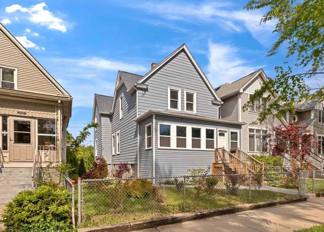 Property at 4042 N Kenneth Ave, Chicago, IL 60641, 5 beds, 2 baths