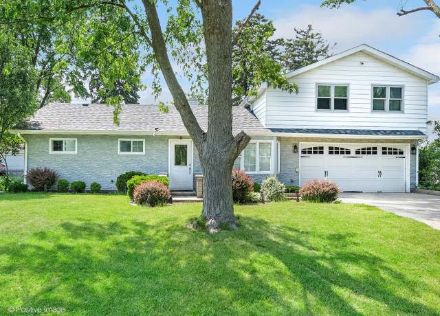 Property at 5524 S Bruner St, Hinsdale, IL 60521, 4 beds, 2.5 baths