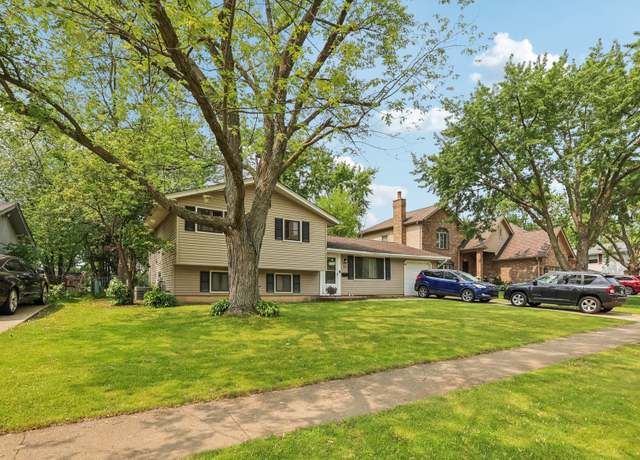 Property at 917 Aimtree Pl, Schaumburg, IL 60194, 3 beds, 1.5 baths