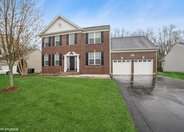 Property at 3667 Thornhill Dr, Elgin, IL 60124, 4 beds, 2.5 baths