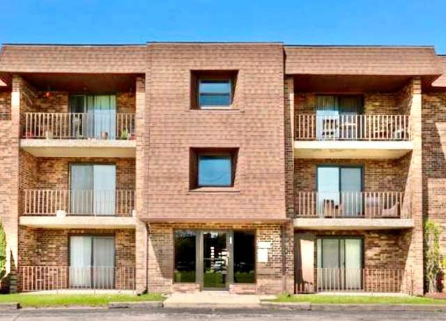 Property at 2237 175th St Unit 2B, Lansing, IL 60438, 2 beds, 1 bath