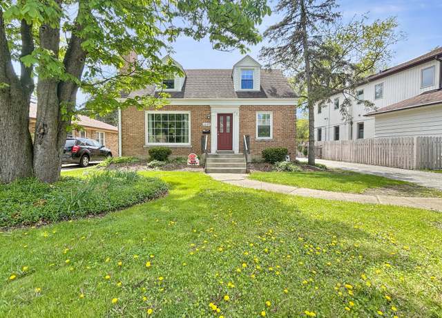 Property at 1535 W Talcott Rd, Park Ridge, IL 60068, 3 beds, 1.5 baths