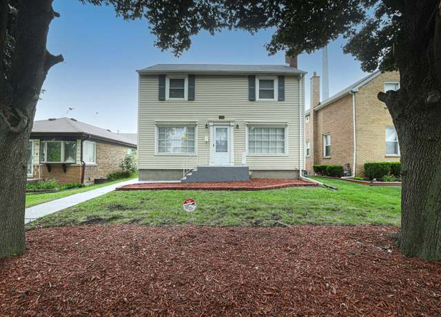 Property at 1762 Coolidge Ave, Berkeley, IL 60163, 3 beds, 1.5 baths
