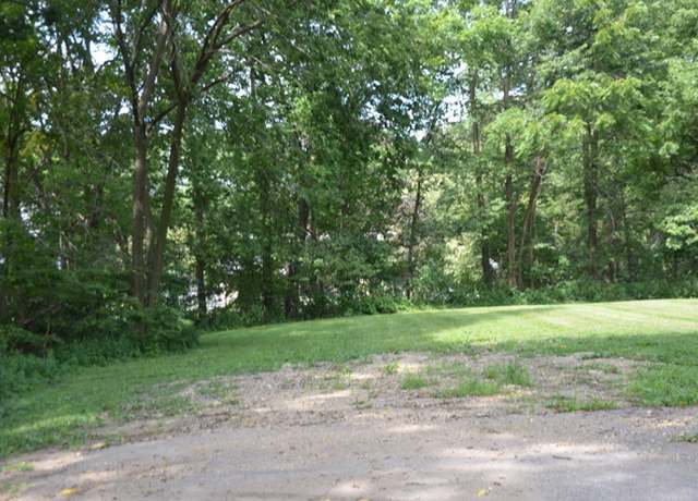 Property at 170 Chicago Rd, Oswego, IL 60543