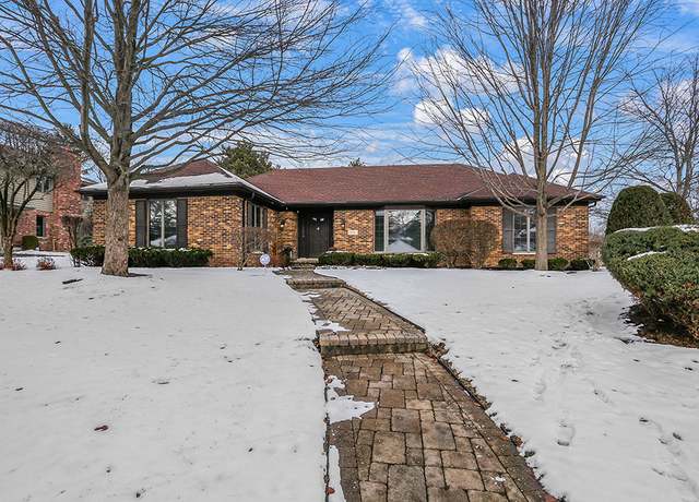 Property at 56 Garfield Ridge Ct, Burr Ridge, IL 60527, 3 beds, 3 baths