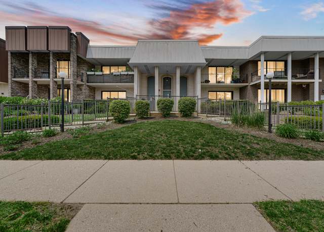 Property at 9802 S Karlov Ave Unit A, Oak Lawn, IL 60453, 2 beds, 2 baths