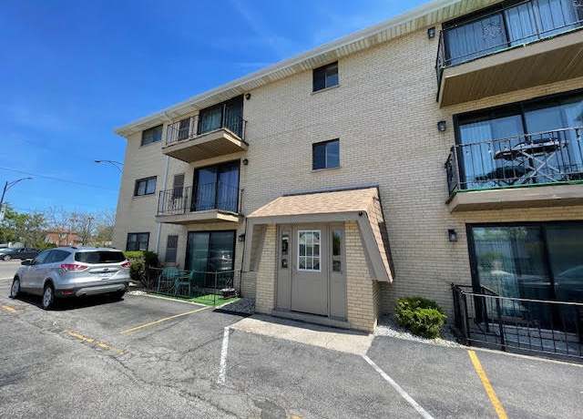 Property at 6051 S Archer Ave Unit 3A, Chicago, IL 60638, 2 beds, 1 bath