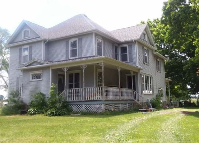 Property at 954 N 2401st Rd, Ottawa, IL 61350, 6 beds, 1 bath