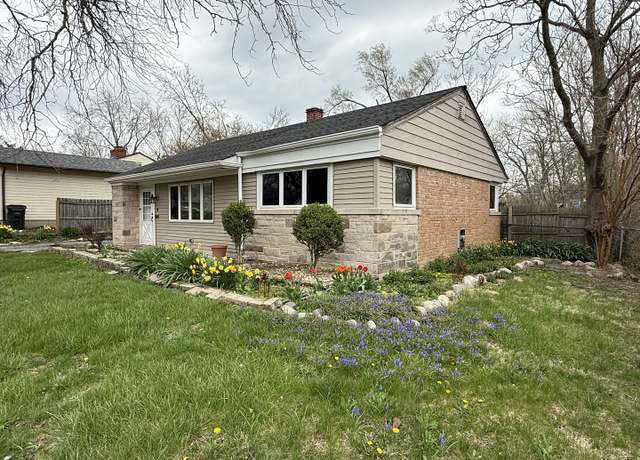 Property at 9 Marquette Pl, Park Forest, IL 60466, 2 beds, 1 bath