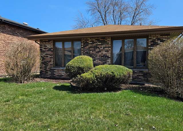 Property at 13923 S Manistee Ave, Burnham, IL 60633, 3 beds, 2 baths