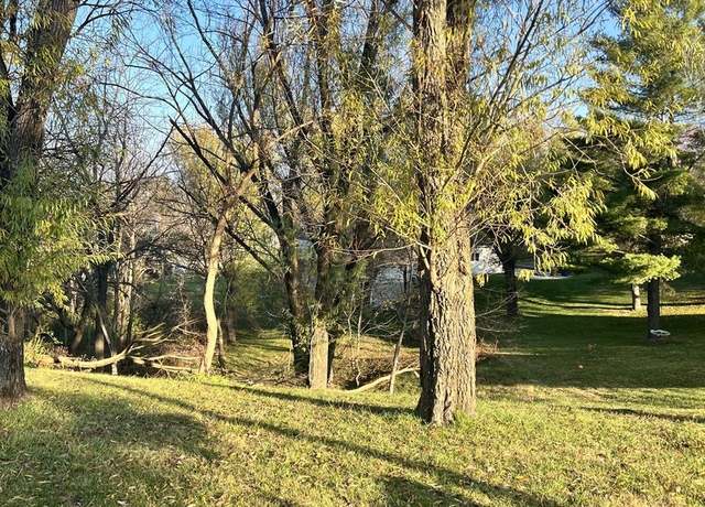 Property at 130 Glenview Dr, Sherrard, IL 61281