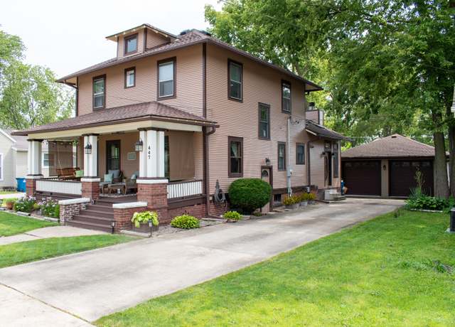 Property at 447 S State St, Monticello, IL 61856, 3 beds, 1.5 baths