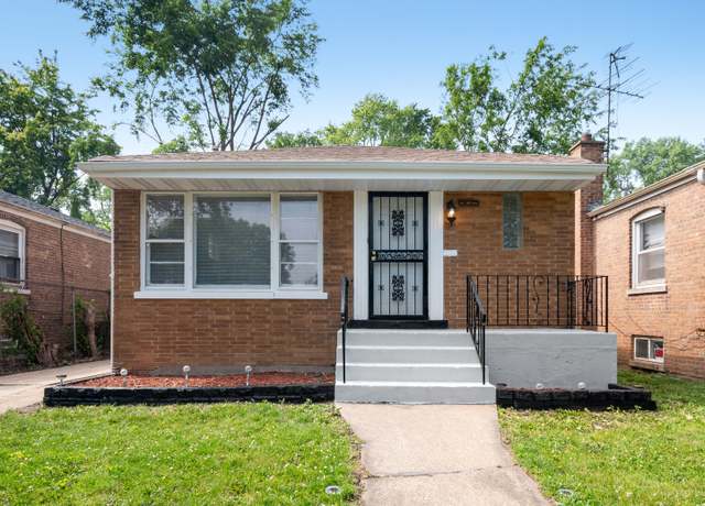 Property at 142 W Brayton St, Chicago, IL 60628, 4 beds, 2 baths