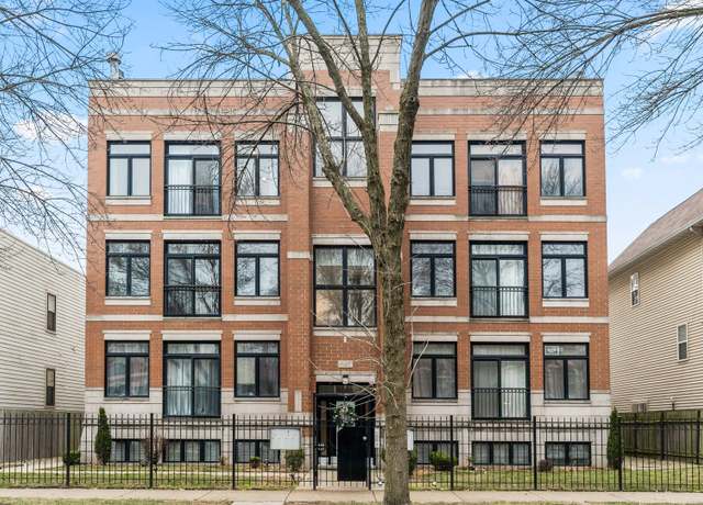 Property at 633 E Bowen Ave Unit 3W, Chicago, IL 60653, 3 beds, 2 baths