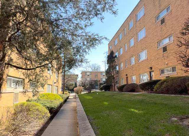 Property at 2014 W 111th St Unit 2N, Chicago, IL 60643, 1 bed, 1 bath