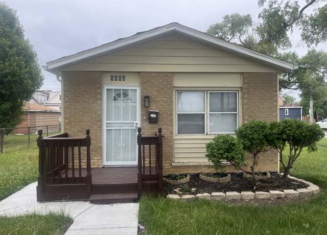 Property at 8853 S Halsted St, Chicago, IL 60620, 4 beds, 1 bath