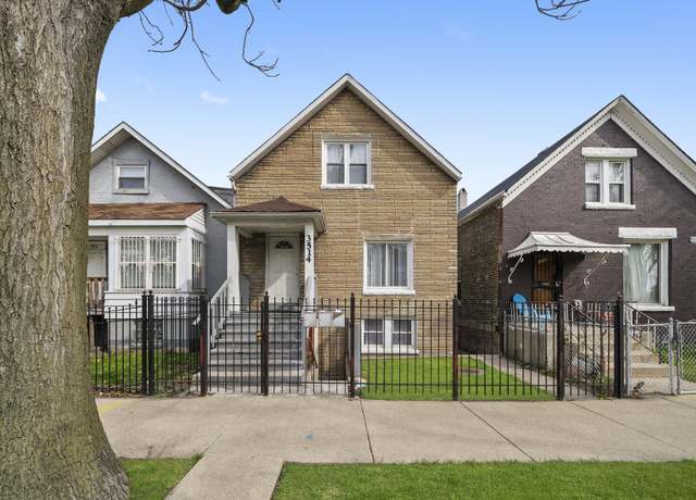 Property at 3514 W Huron St, Chicago, IL 60624, 5 beds, 3 baths