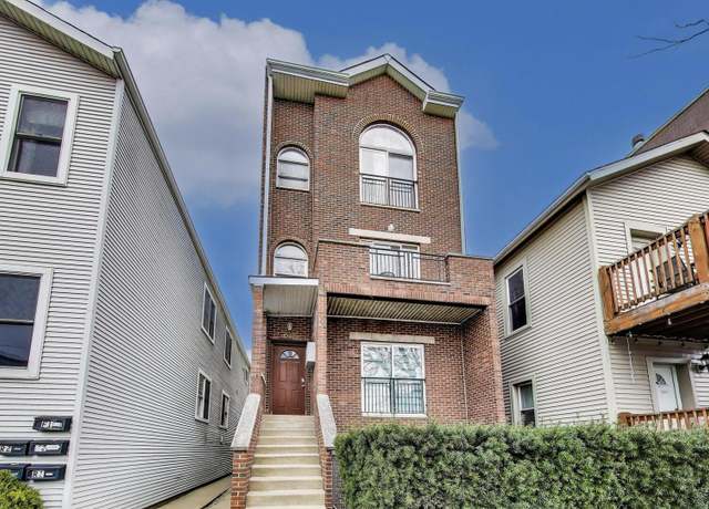 Property at 1340 W Hubbard St #1, Chicago, IL 60622, 4 beds, 3 baths