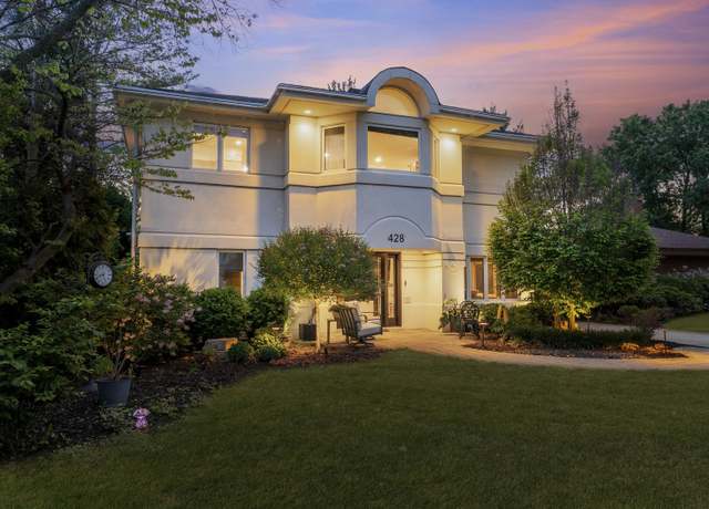 Property at 428 S Hillside Ave, Elmhurst, IL 60126, 3 beds, 3 baths