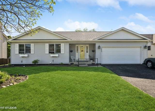 Property at 1642 Wheeler St, Woodstock, IL 60098, 3 beds, 2 baths