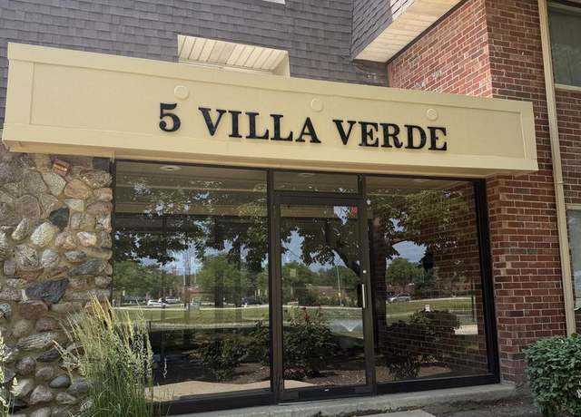 Property at 5 Villa Verde Dr #207, Buffalo Grove, IL 60089, 1 bed, 1 bath